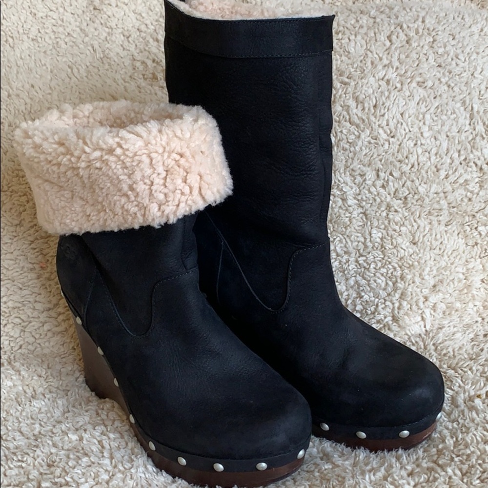 UGG Lynnea boots.
